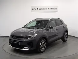 Gris / plata Usado 2021 Kia Stonic GT-Line SUV | 18.990 € (Un poco caro)