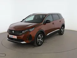 Marrón Usado 2023 Peugeot 5008 Allure Monovolumen | 27.899 € (Precio justo)