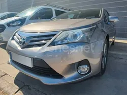 Beige Usado 2015 Toyota Avensis Advance Berlina | 8590 € (Precio justo)