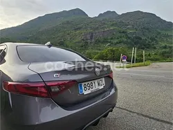 Gris / plata Usado 2019 Alfa Romeo Giulia Veloce Berlina | 30.000 € (Caro)