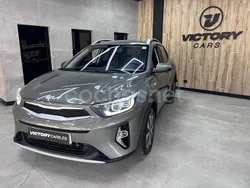 Gris / plata Usado 2022 Kia Stonic SUV | 14.995 € (Precio justo)