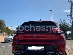 Rojo Usado 2024 Peugeot 308 Active Berlina | 24.500 € (Caro)