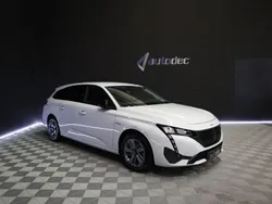 Blanco Usado 2024 Peugeot 308 Style Familiar | 24.900 € (Caro)