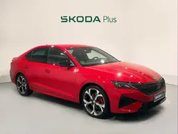Rojo Usado 2025 Skoda Octavia RS Utilitario | 39.900 € (Precio justo)