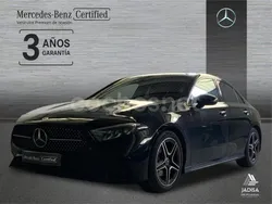 Negro noche Usado 2023 Mercedes A200 AMG line Berlina | 33.990 € (Precio justo)