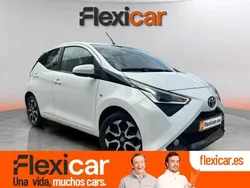 Blanco Usado 2021 Toyota Aygo X-play Utilitario | 12.490 € (Precio justo)