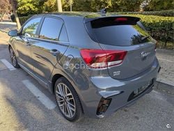 Gris / plata Usado 2023 Kia Rio GT-Line Berlina | 18.900 € (Precio justo)