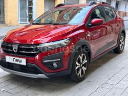 Granate Usado 2022 Dacia Sandero Comfort Utilitario | 15.480 € (Un poco caro)