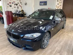Azul Usado 2014 BMW M550 Comfort Edition Berlina | 22.990 €