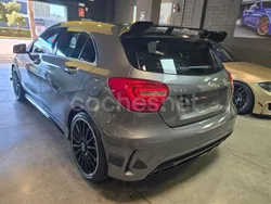 Gris / plata Usado 2014 Mercedes A45 AMG AMG Berlina | 26.490 € (Precio justo)