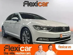 Blanco Usado 2016 VW Passat Advance Berlina | 14.990 € (Precio justo)