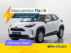 Blanco Usado 2023 Toyota Yaris Cross Active SUV | 20.890 € (Un poco caro)