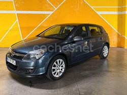 Gris / plata Usado 2006 Opel Astra Enjoy Berlina | 4949 € (Precio justo)