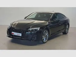 Negro Usado 2023 Audi A5 Sportback Ambiente Berlina | 43.700 € (Precio justo)