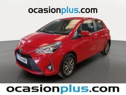 Rojo Usado 2018 Toyota Yaris Active Utilitario | 14.082 € (Un poco caro)