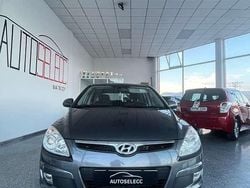 Gris Usado 2008 Hyundai i30 Comfort Utilitario | 4900 € (Precio justo)