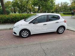 Blanco Usado 2017 Peugeot 208 Access Utilitario | 6200 € (Precio justo)