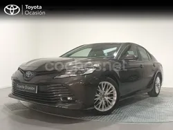 Marrón Usado 2019 Toyota Camry Advance Berlina | 22.990 € (Un poco caro)