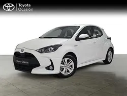Blanco Usado 2021 Toyota Yaris Edition Berlina | 18.890 € (Un poco caro)