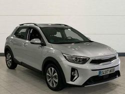 Plata Usado 2023 Kia Stonic SUV | 18.200 € (Un poco caro)