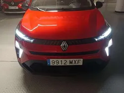 Rojo Usado 2024 Renault Captur Evolution SUV | 22.490 € (Precio justo)