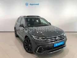 Gris / plata Usado 2021 VW Tiguan R-line SUV | 36.495 € (Un poco caro)