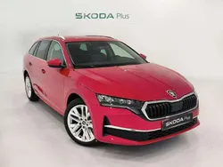 Rojo Usado 2025 Skoda Octavia Selection Familiar | 31.750 € (Buen precio)