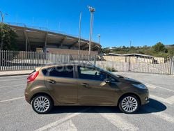 Marrón Usado 2012 Ford Fiesta Titanium X Utilitario | 6400 € (Precio justo)