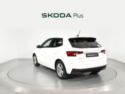 Blanco Usado 2024 Skoda Fabia Selection Utilitario | 17.500 € (Buen precio)
