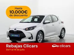 Blanco Usado 2021 Toyota Yaris Hybrid Active | 15.390 € (Buen precio)