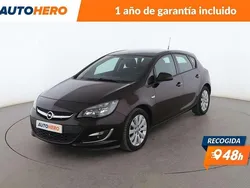 Marrón Usado 2013 Opel Astra Selective Utilitario | 8799 € (Precio justo)