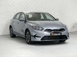Gris Usado 2024 Kia Ceed Utilitario | 17.199 € (Precio justo)