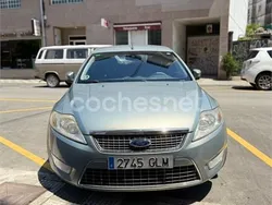Gris / plata Usado 2009 Ford Mondeo Titanium Berlina | 3700 € (Precio justo)