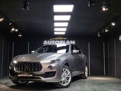 Beige Usado 2017 Maserati Levante SUV | 34.490 € (Precio justo)