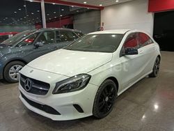 Blanco Usado 2016 Mercedes A180 Urban Berlina | 17.900 € (Caro)
