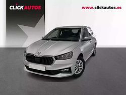 Plateado Usado 2025 Skoda Fabia Selection Utilitario | 16.900 € (Super precio)