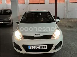 Blanco Usado 2014 Kia Rio Berlina | 6700 € (Buen precio)