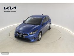 Azul Usado 2024 Kia Ceed Berlina | 18.925 € (Precio justo)