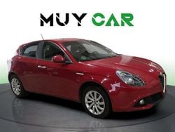 Rojo Usado 2017 Alfa Romeo Giulietta Utilitario | 11.990 € (Precio justo)