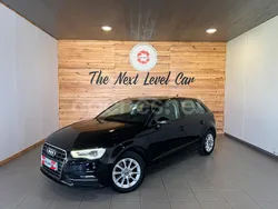 Negro Usado 2013 Audi A3 Sportback Attraction Berlina | 11.990 € (Precio justo)