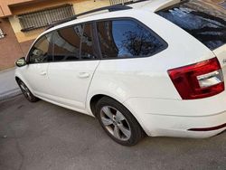 Blanco Usado 2019 Skoda Octavia Style Familiar | 9000 €