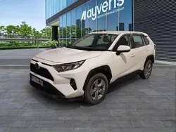 Blanco Usado 2022 Toyota RAV4 Hybrid Business Edition SUV | 34.100 € (Precio justo)