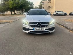 Gris / plata Usado 2018 Mercedes CLA200 Shooting Brake Familiar | 20.999 € (Caro)