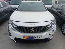 Blanco Usado 2024 Peugeot 3008 Active SUV | 14.500 €