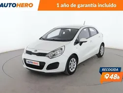 Blanco Usado 2014 Kia Rio Berlina | 8499 € (Precio justo)