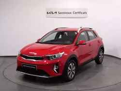 Usado 2025 Kia Stonic SUV | 20.264 € (Un poco caro)
