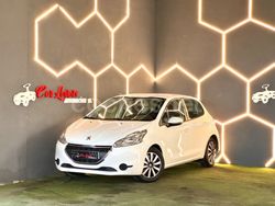 Blanco Usado 2012 Peugeot 208 Active Utilitario | 5500 € (Super precio)