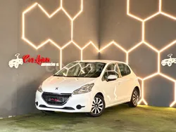 Blanco Usado 2012 Peugeot 208 Active Utilitario | 6000 € (Buen precio)