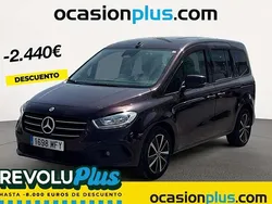 Rojo Usado 2023 Mercedes 180 Berlina | 23.600 € (Precio justo)