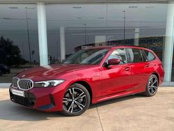 Rojo Usado 2024 BMW 330e M Sport Familiar | 43.900 € (Precio justo)